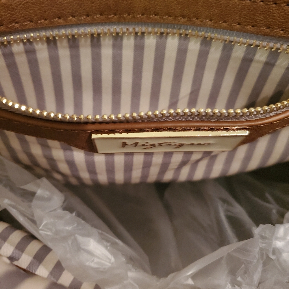 Miztique Vegan Leather Women's Bsckpack Purse New With Tags - Picture 7 of 11